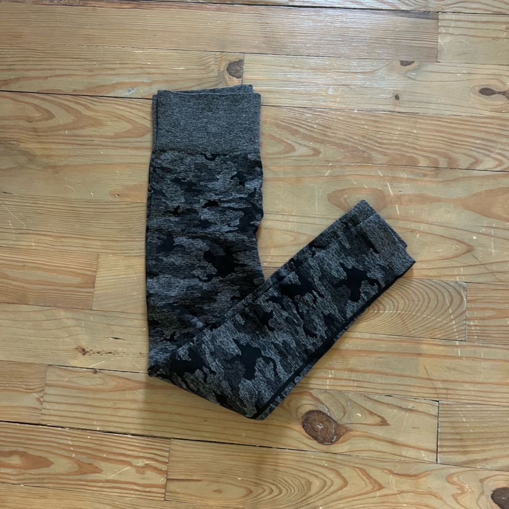 Gymshark adapt camo leggings